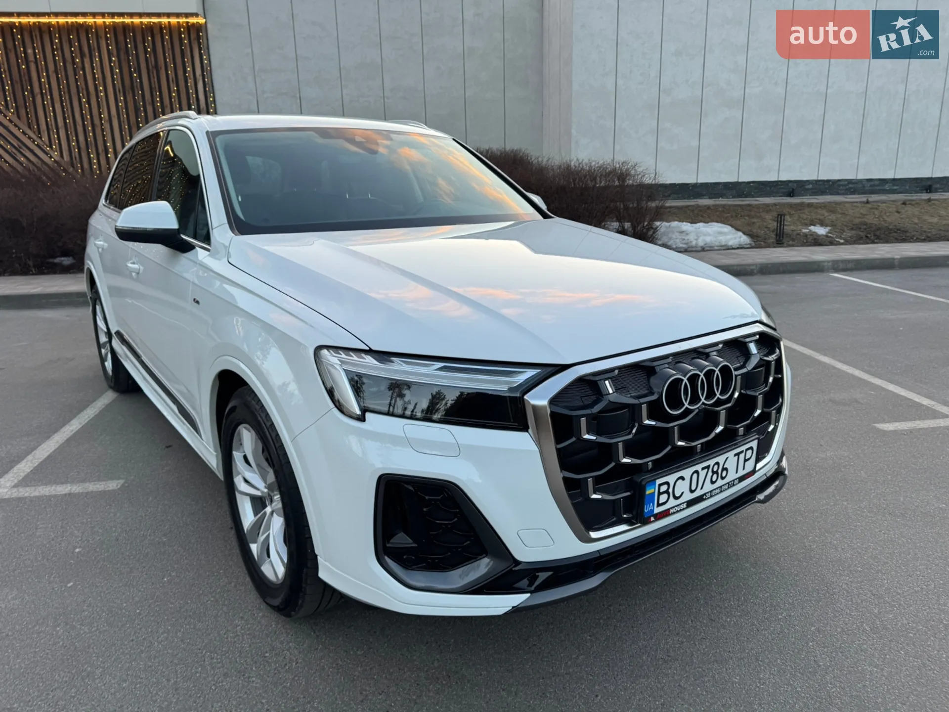 2025 Audi Q7 - мініатюра 12