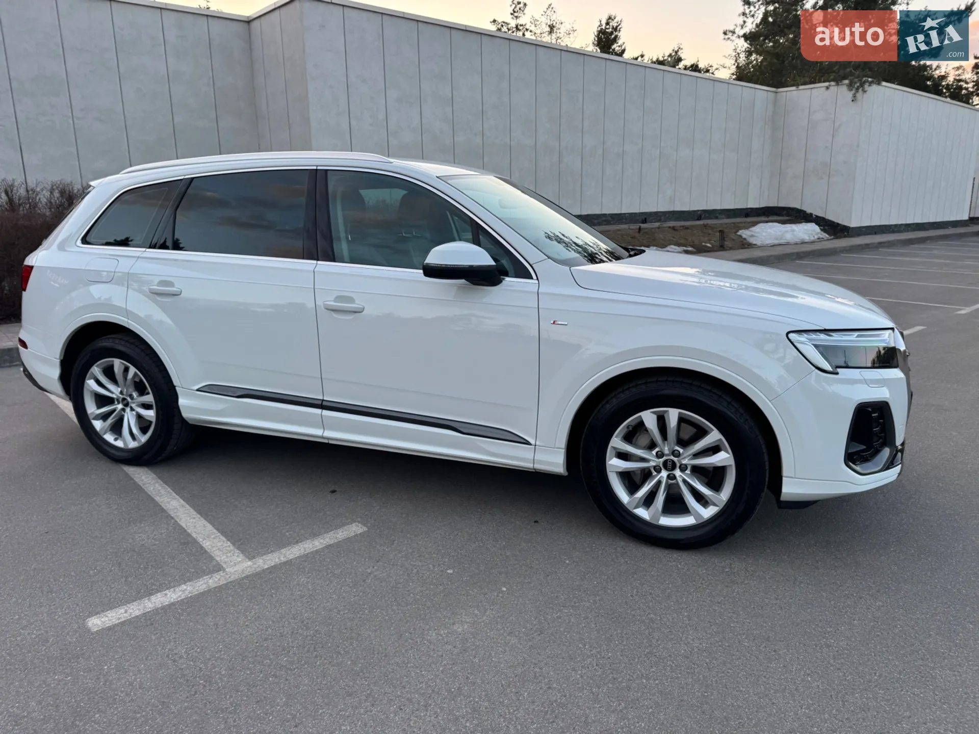 2025 Audi Q7 - мініатюра 18