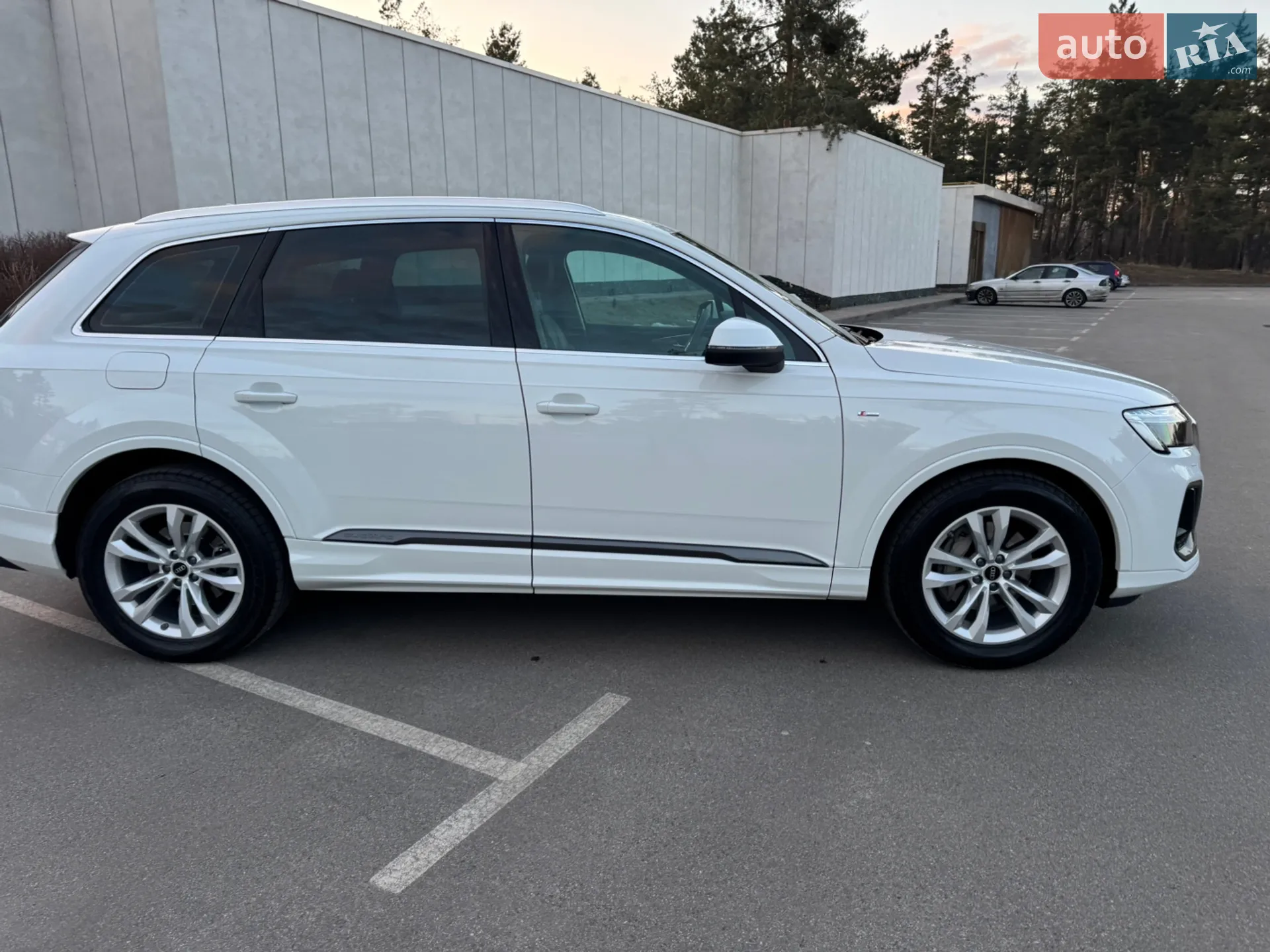 2025 Audi Q7 - мініатюра 20