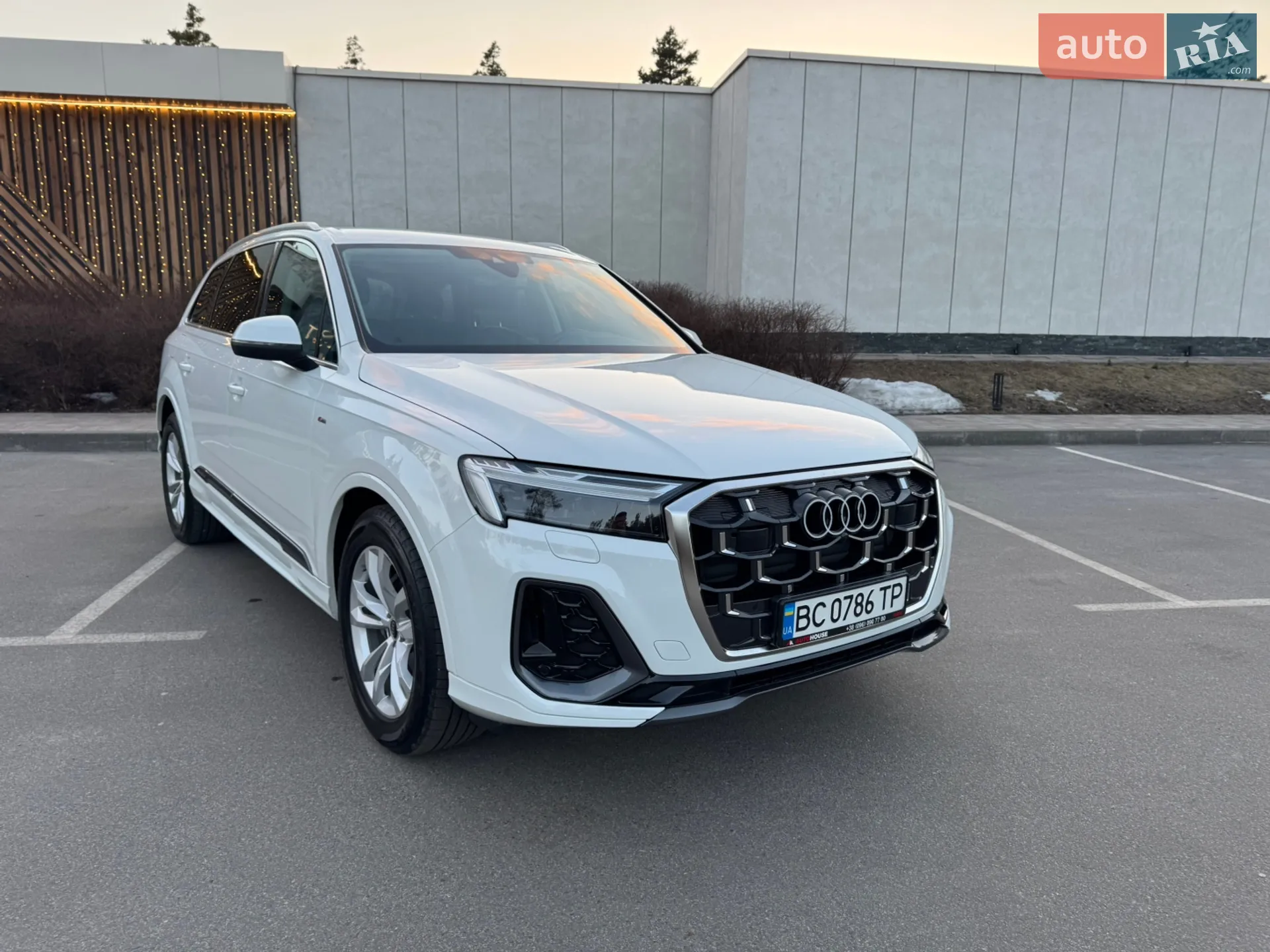 2025 Audi Q7 - мініатюра 75
