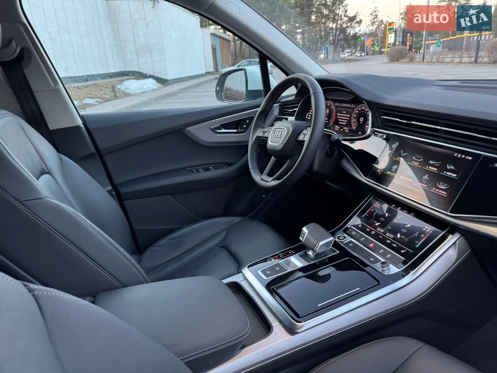 2025 Audi Q7 - мініатюра 108