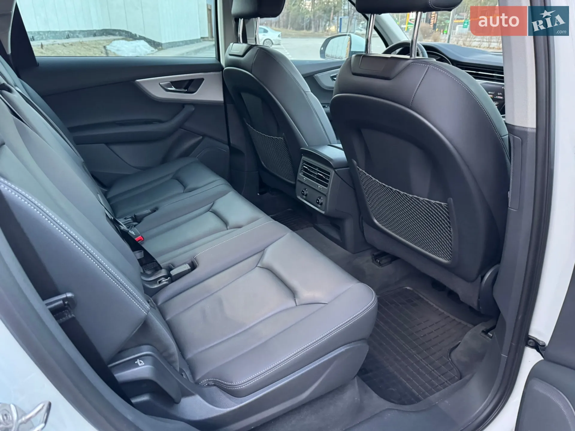 2025 Audi Q7 - мініатюра 109