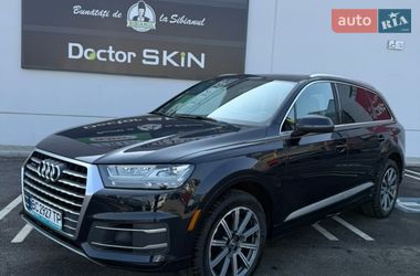 Внедорожник / Кроссовер Audi Q7 2017 в Киеве
