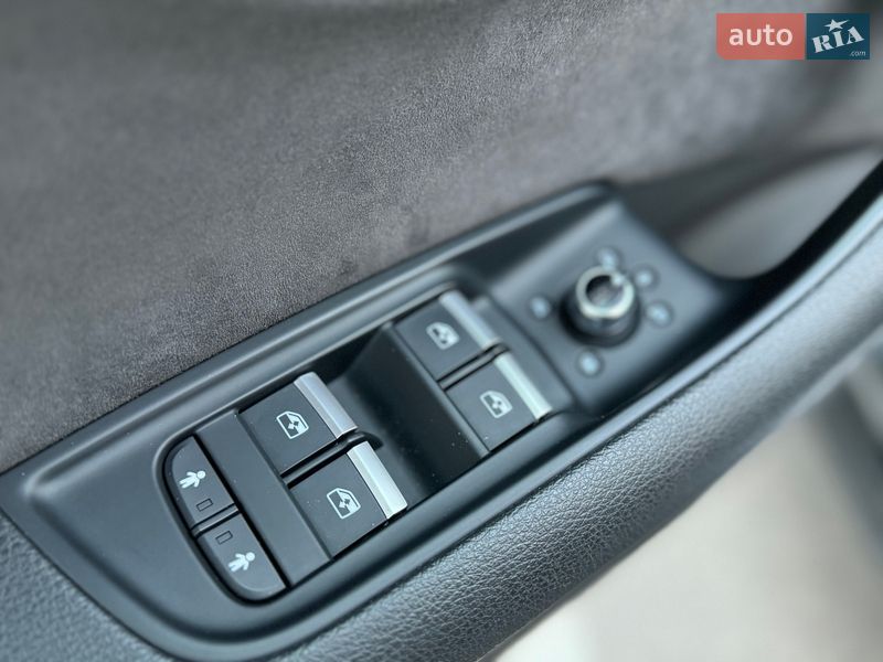 Внедорожник / Кроссовер Audi Q7 2018 в Киеве