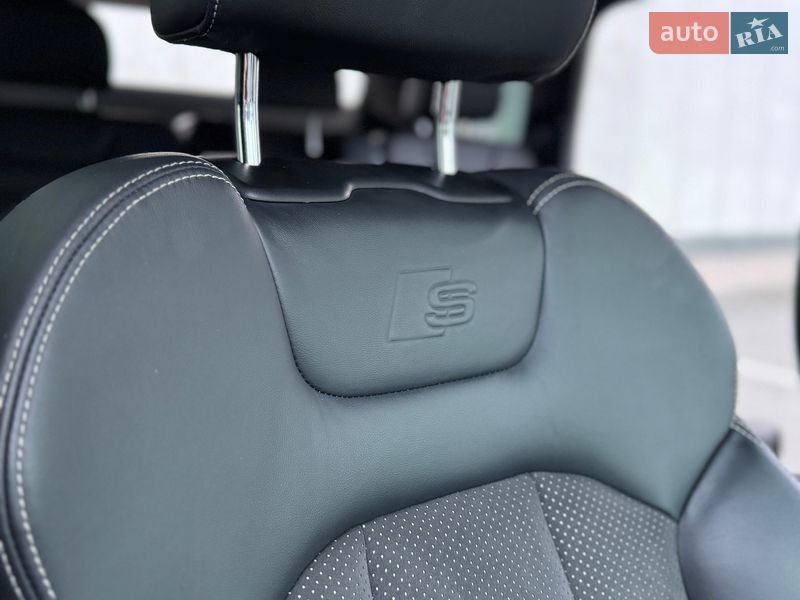Внедорожник / Кроссовер Audi Q7 2018 в Киеве