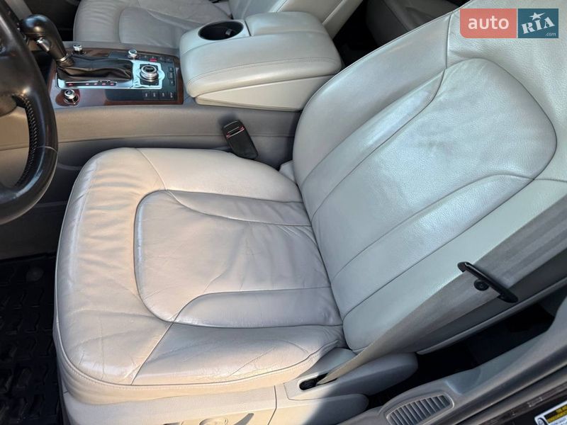 Позашляховик / Кросовер Audi Q7 2010 в Стрию