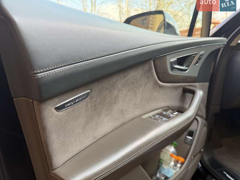 Внедорожник / Кроссовер Audi Q7 2018 в Хмельницком