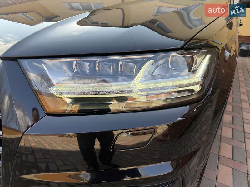 Внедорожник / Кроссовер Audi Q7 2018 в Хмельницком