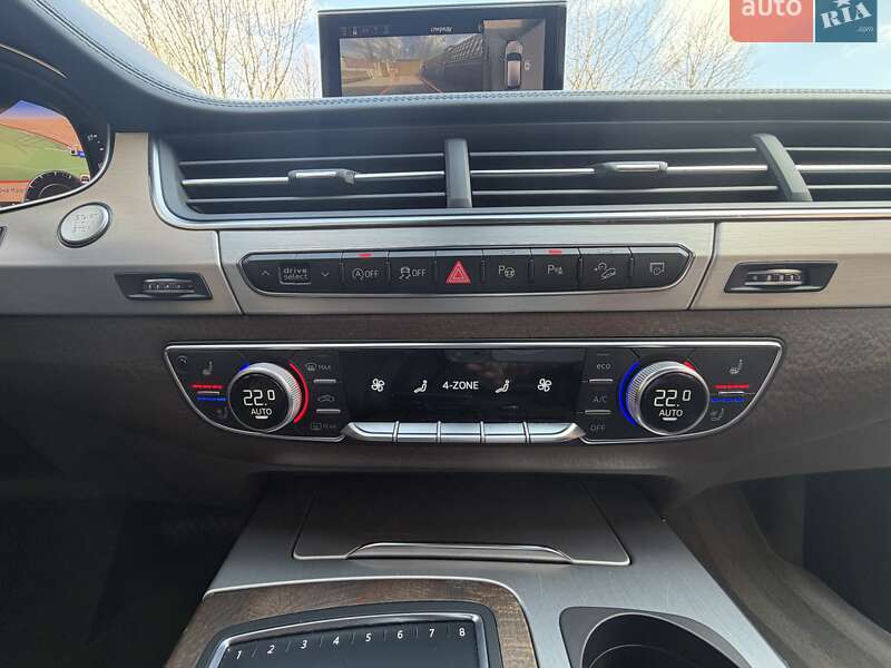Внедорожник / Кроссовер Audi Q7 2018 в Хмельницком