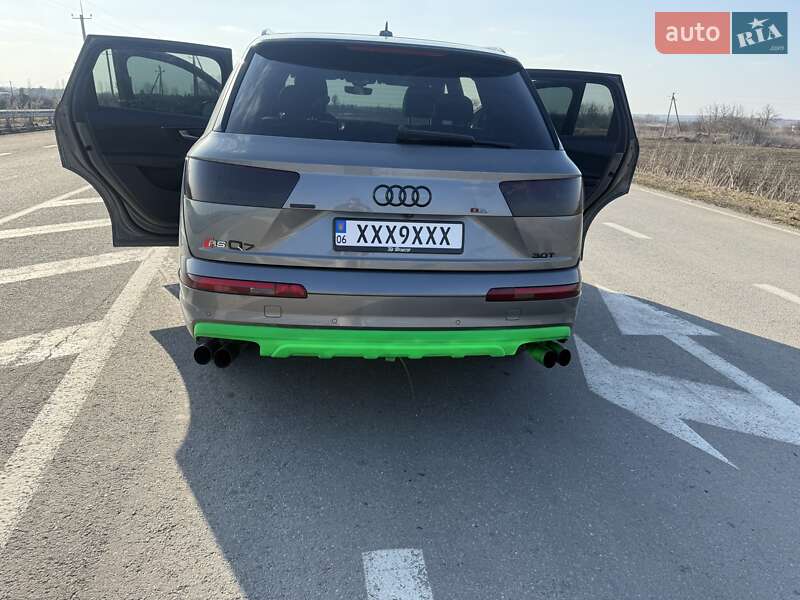 Внедорожник / Кроссовер Audi Q7 2017 в Житомире