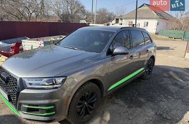 Внедорожник / Кроссовер Audi Q7 2017 в Житомире