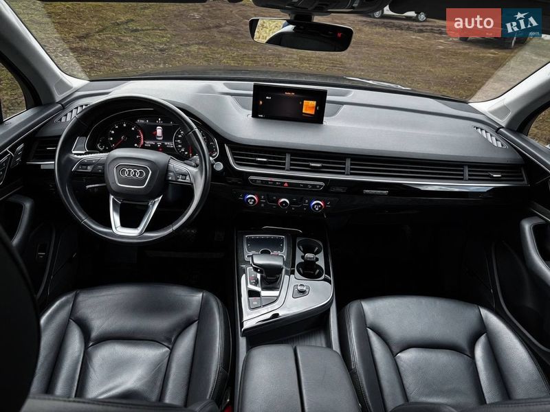 Внедорожник / Кроссовер Audi Q7 2018 в Кривом Роге