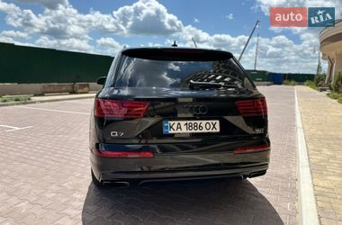 Внедорожник / Кроссовер Audi Q7 2016 в Киеве