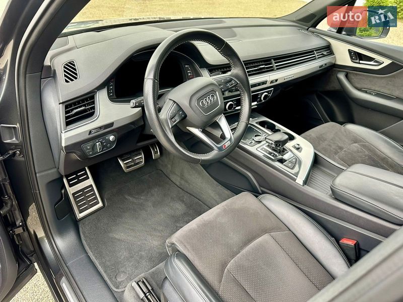 Внедорожник / Кроссовер Audi Q7 2018 в Тернополе
