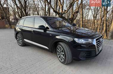 Внедорожник / Кроссовер Audi Q7 2015 в Каменец-Подольском