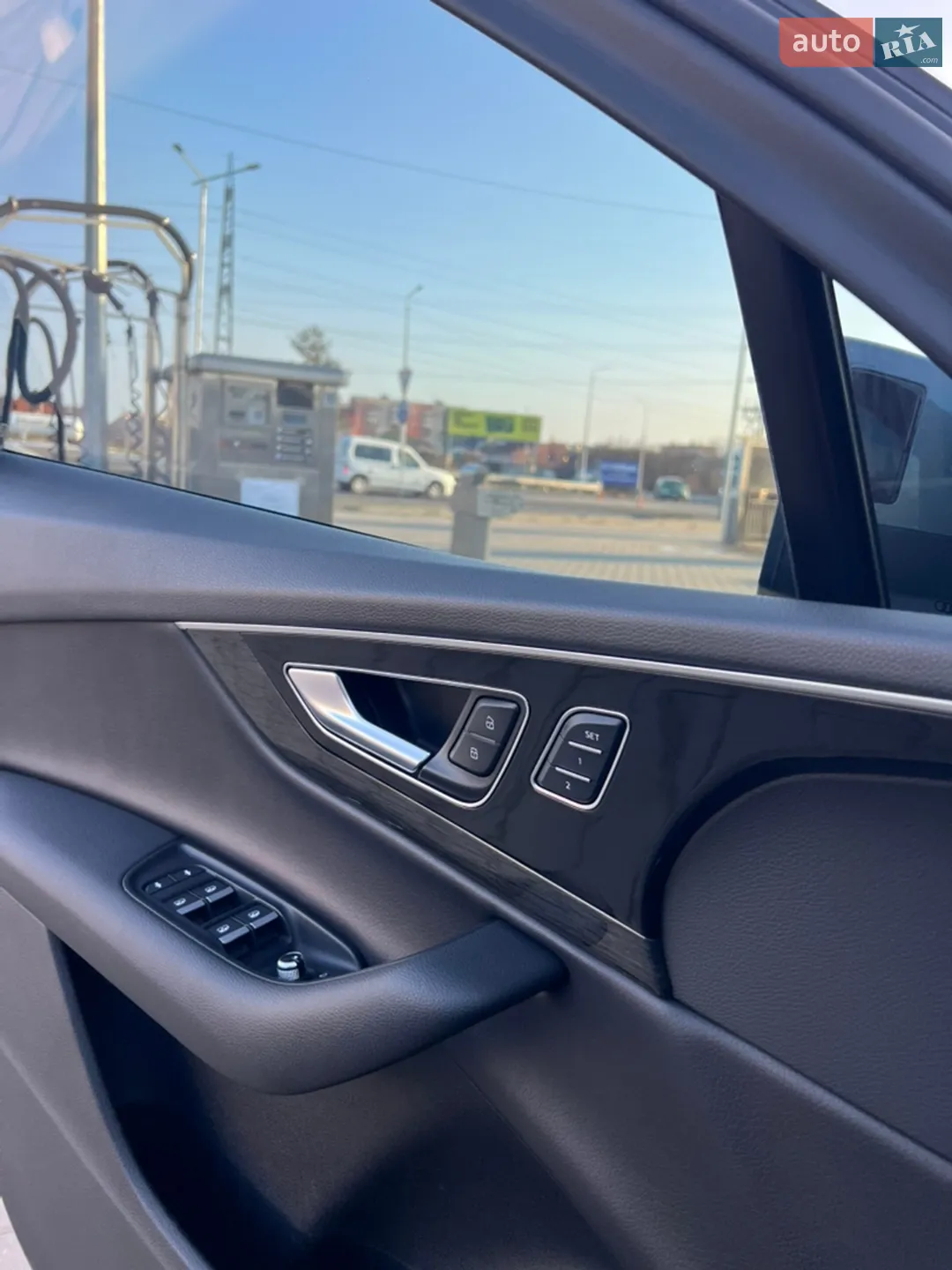 2016 Audi Q7 - мініатюра 32
