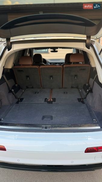 Внедорожник / Кроссовер Audi Q7 2018 в Киеве