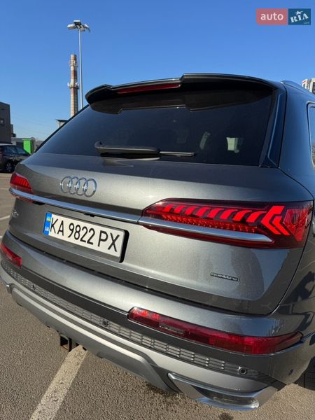 Внедорожник / Кроссовер Audi Q7 2021 в Киеве