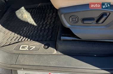 Внедорожник / Кроссовер Audi Q7 2021 в Киеве