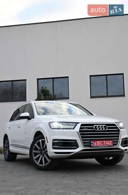 Позашляховик / Кросовер Audi Q7 2016 в Луцьку