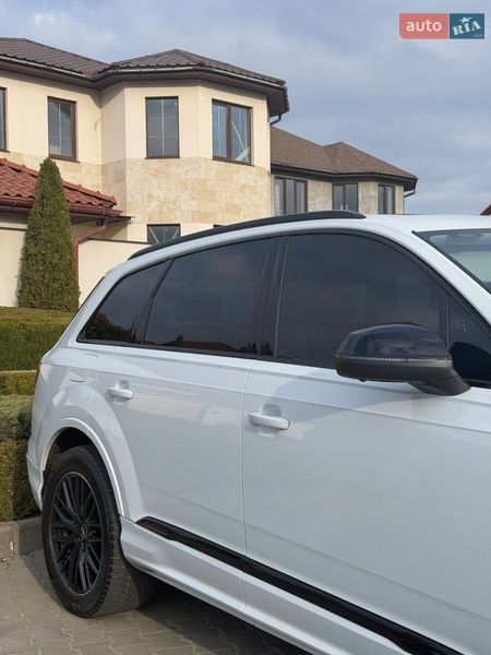 Внедорожник / Кроссовер Audi Q7 2020 в Одессе