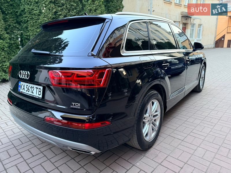 Внедорожник / Кроссовер Audi Q7 2016 в Хмельницком