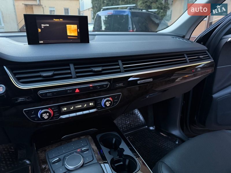 Внедорожник / Кроссовер Audi Q7 2016 в Хмельницком