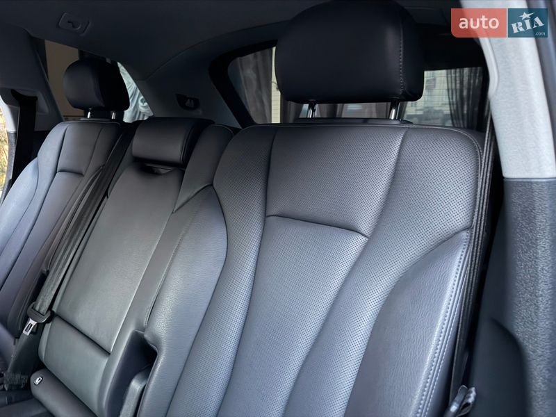 Внедорожник / Кроссовер Audi Q7 2016 в Хмельницком