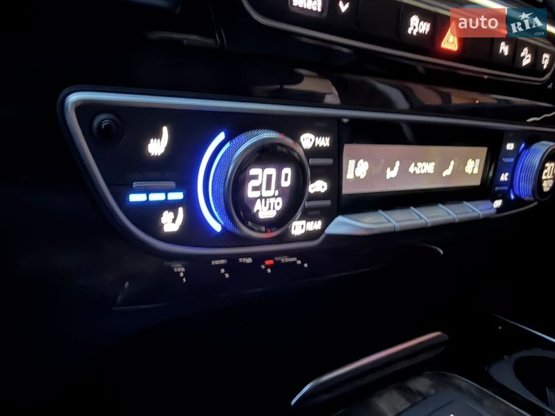 Внедорожник / Кроссовер Audi Q7 2016 в Хмельницком