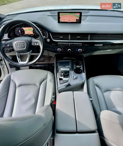 Внедорожник / Кроссовер Audi Q7 2018 в Ужгороде