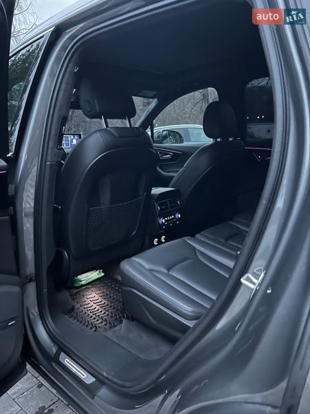 Внедорожник / Кроссовер Audi Q7 2017 в Киеве