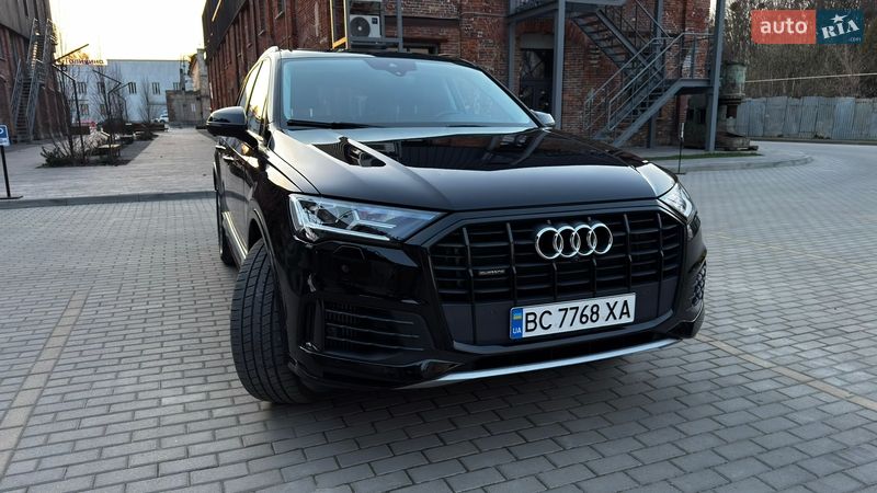 Позашляховик / Кросовер Audi Q7 2019 в Львові