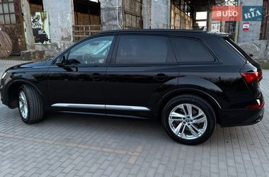 Позашляховик / Кросовер Audi Q7 2019 в Львові