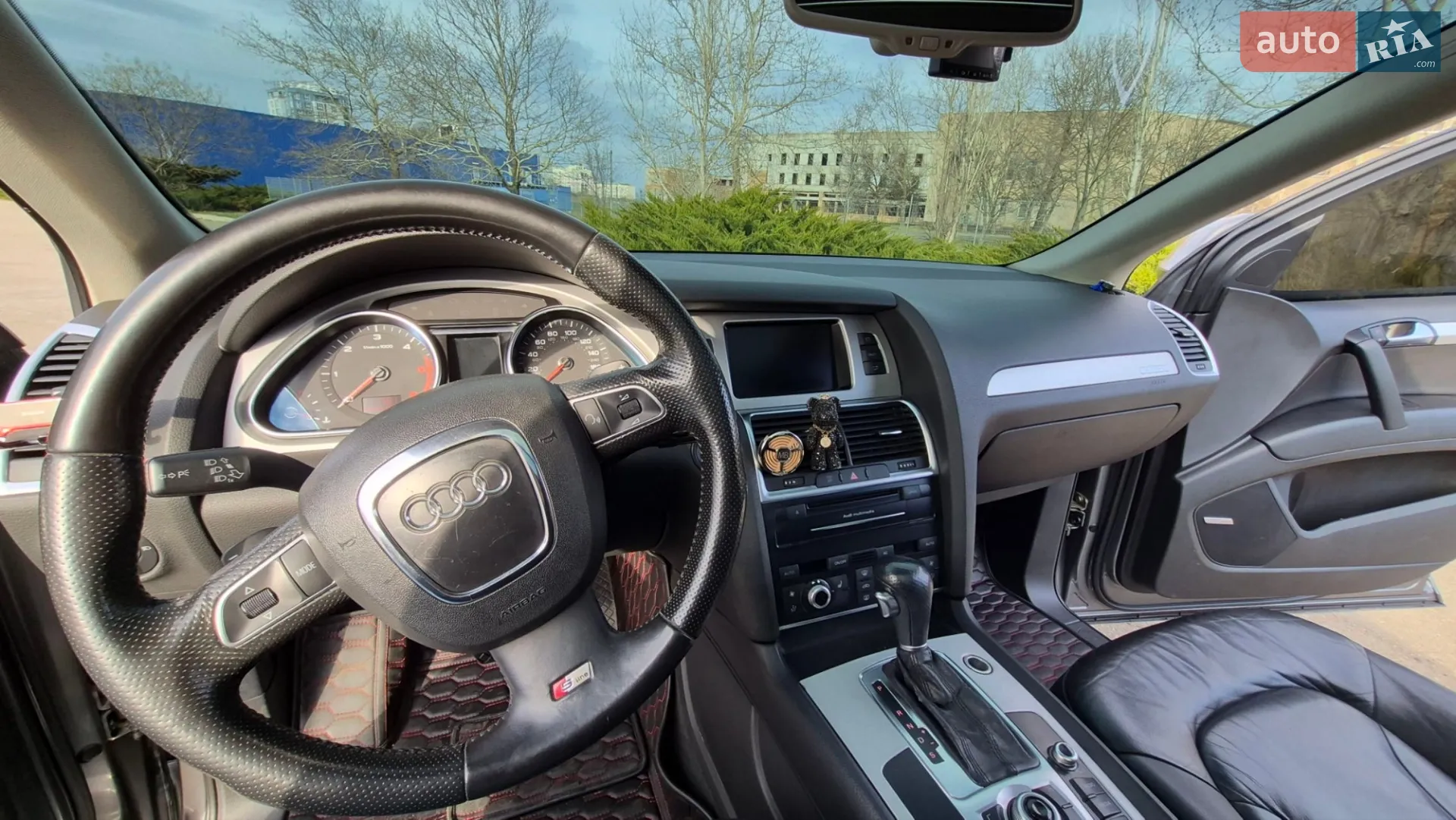 2010 Audi Q7 - мініатюра 10