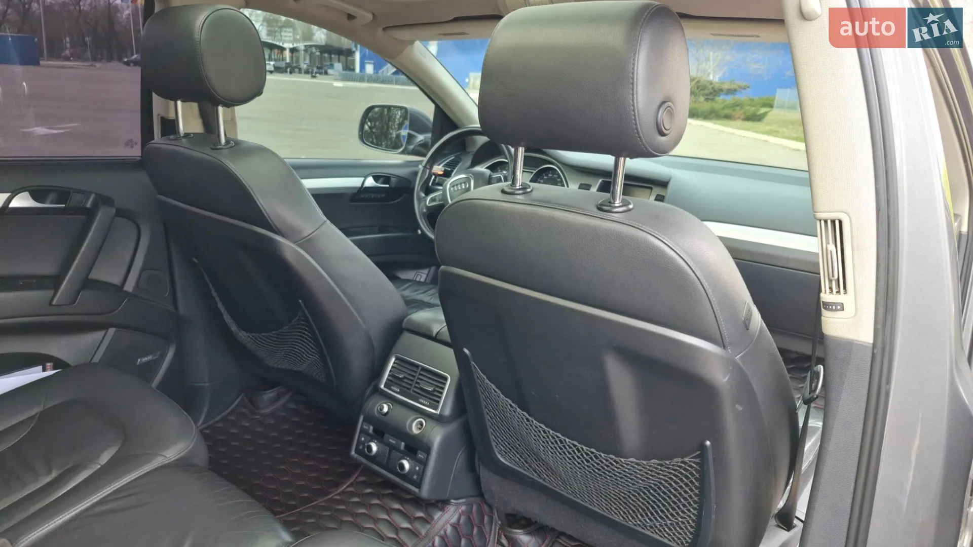 2010 Audi Q7 - мініатюра 25
