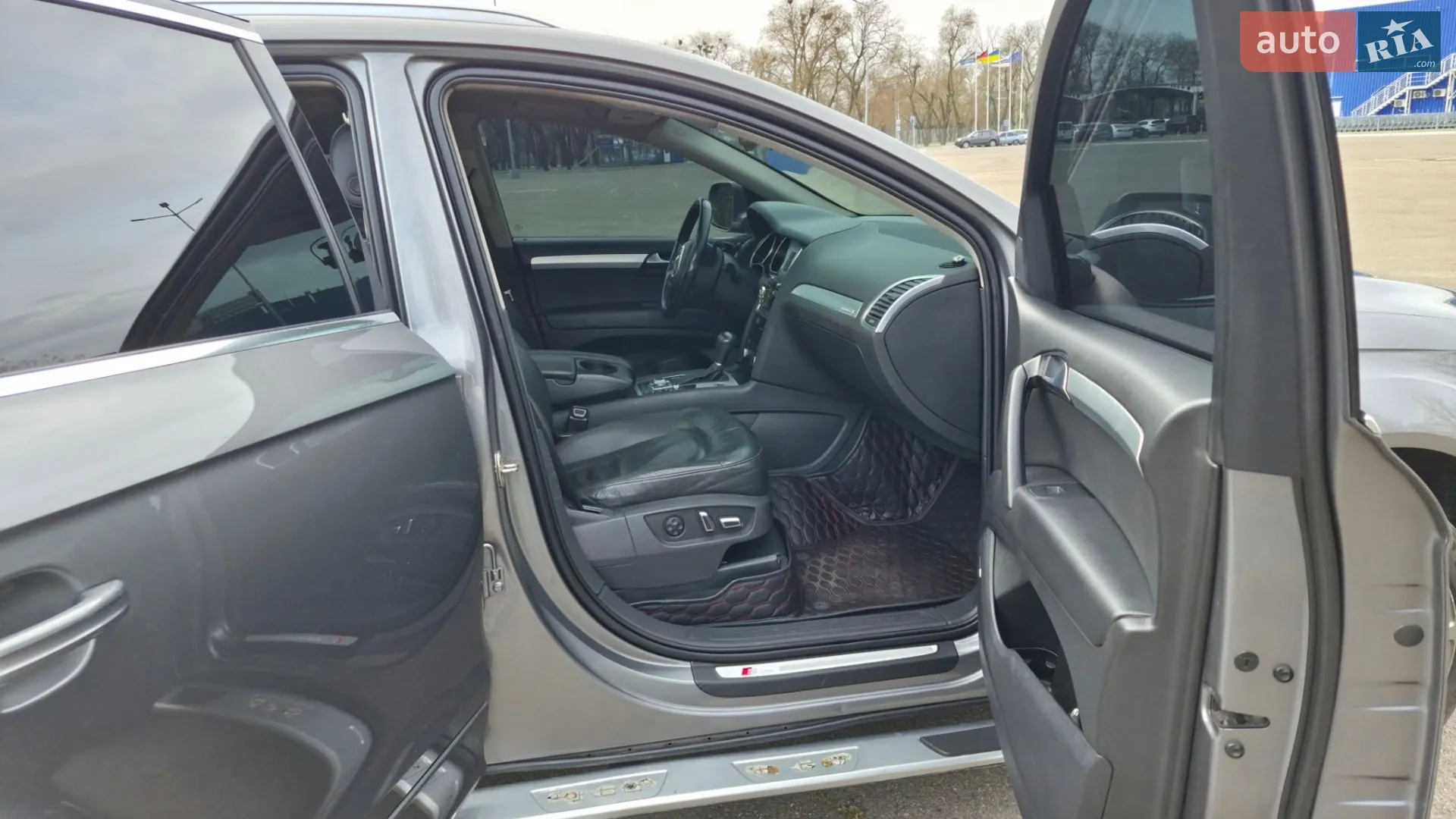 2010 Audi Q7 - мініатюра 31