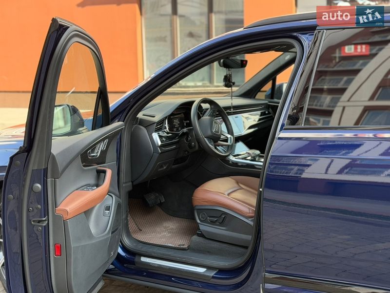 Внедорожник / Кроссовер Audi Q7 2021 в Ивано-Франковске