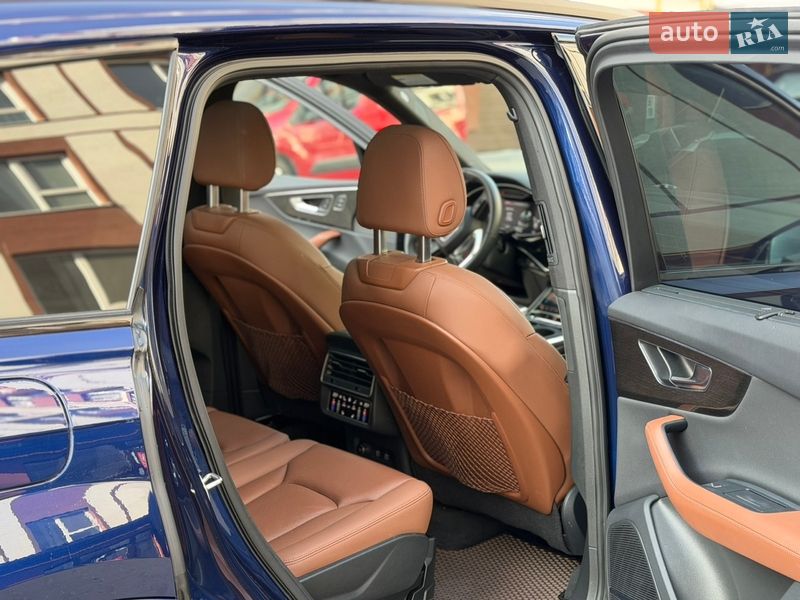 Внедорожник / Кроссовер Audi Q7 2021 в Ивано-Франковске
