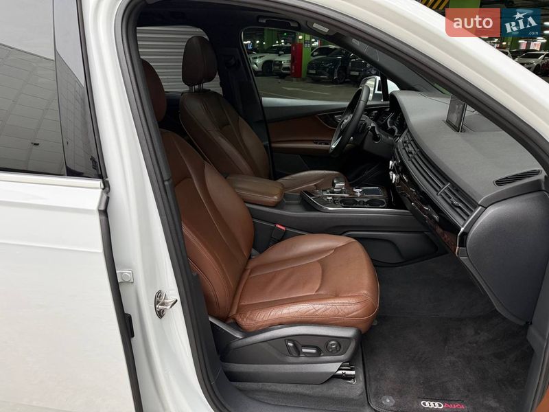 Позашляховик / Кросовер Audi Q7 2016 в Києві фото 16 Позашляховик / Кросовер Audi Q7 2016 в Києві