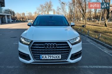 Позашляховик / Кросовер Audi Q7 2018 в Києві