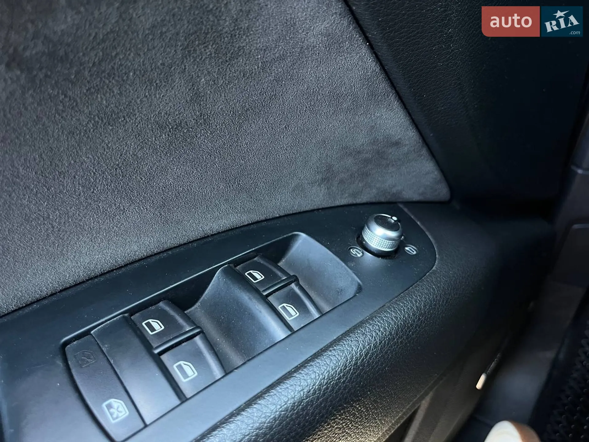 2010 Audi Q7 - мініатюра 18