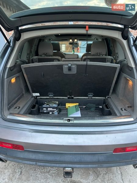 Внедорожник / Кроссовер Audi Q7 2013 в Измаиле