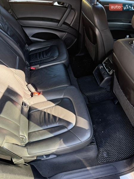 Внедорожник / Кроссовер Audi Q7 2011 в Ладыжине
