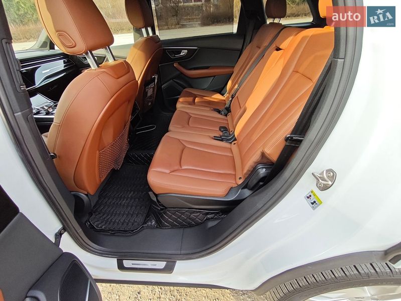 Позашляховик / Кросовер Audi Q7 2020 в Хмельницькому фото 32 Позашляховик / Кросовер Audi Q7 2020 в Хмельницькому