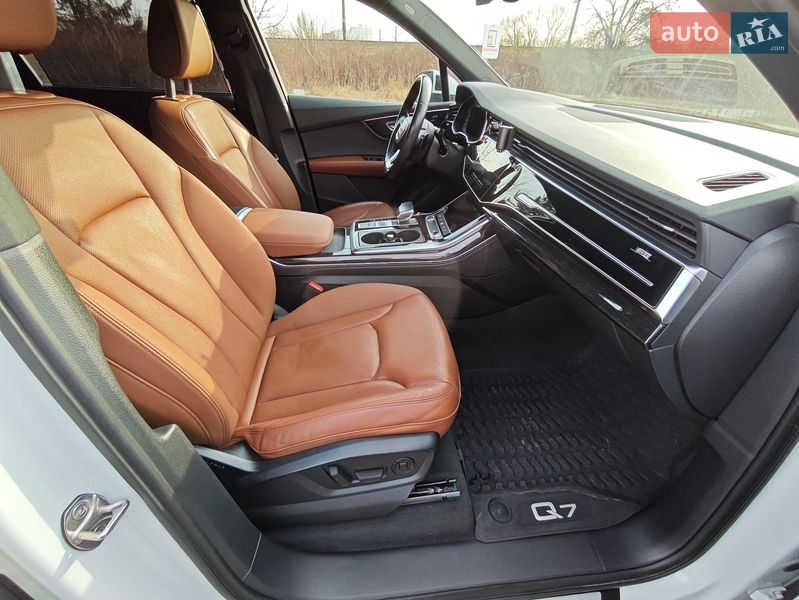 Позашляховик / Кросовер Audi Q7 2020 в Хмельницькому фото 31 Позашляховик / Кросовер Audi Q7 2020 в Хмельницькому
