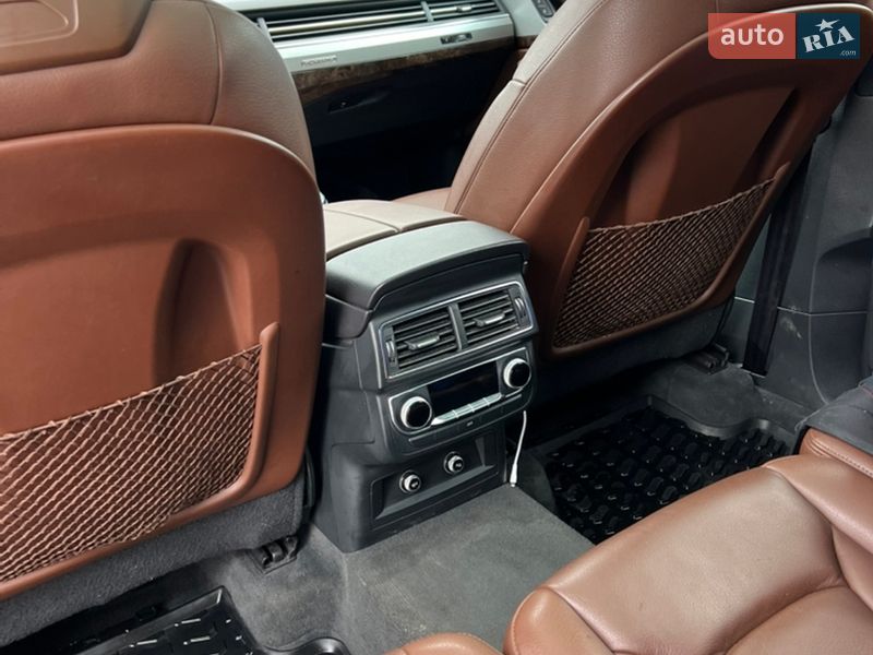 Внедорожник / Кроссовер Audi Q7 2019 в Киеве