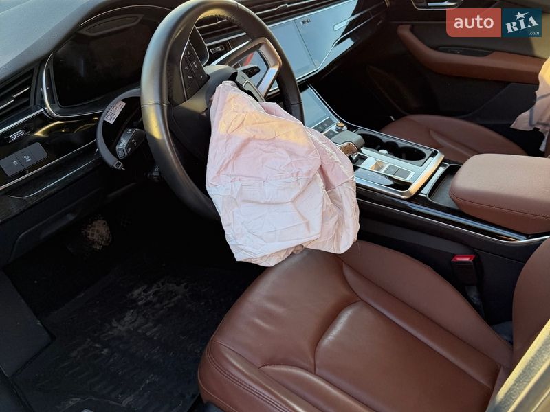 Внедорожник / Кроссовер Audi Q7 2020 в Лубнах