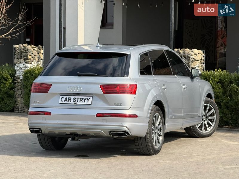 Внедорожник / Кроссовер Audi Q7 2017 в Стрые