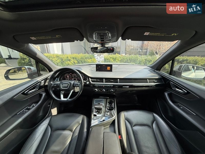 Внедорожник / Кроссовер Audi Q7 2017 в Стрые