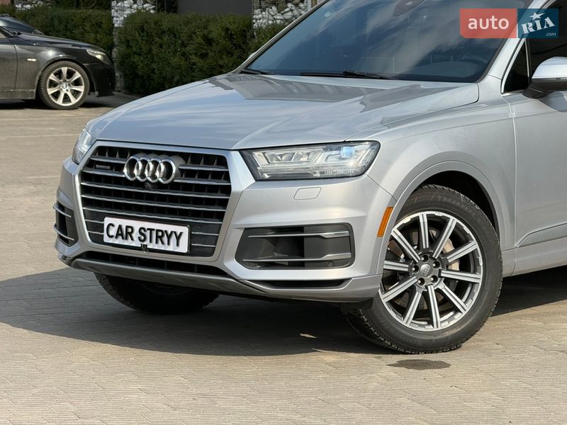 Внедорожник / Кроссовер Audi Q7 2017 в Стрые